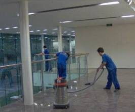 广州开荒清洁 为何选择专业保洁公司是关键