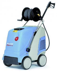 上海食品厂引进德国进口环保热水清洗机，引领行业保洁新风尚